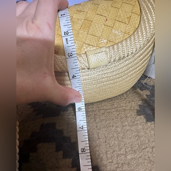 Vintage straw crossbody bag - Picture 8 of 9